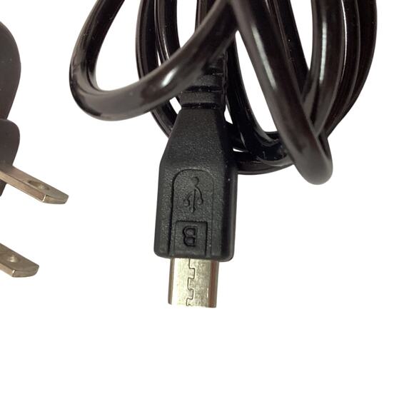 SW (1A) Universal Micro-USB Wall Charger / Adapter - Black (SW-H01) - Picture 3 of 5